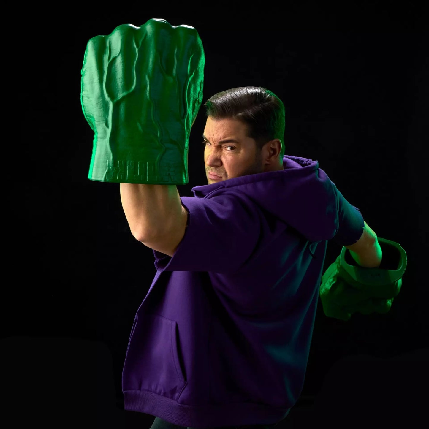 Marvel Legends Series Incredible Hulk Premium Role-play Fists with Smash 'N Bash Sound FX