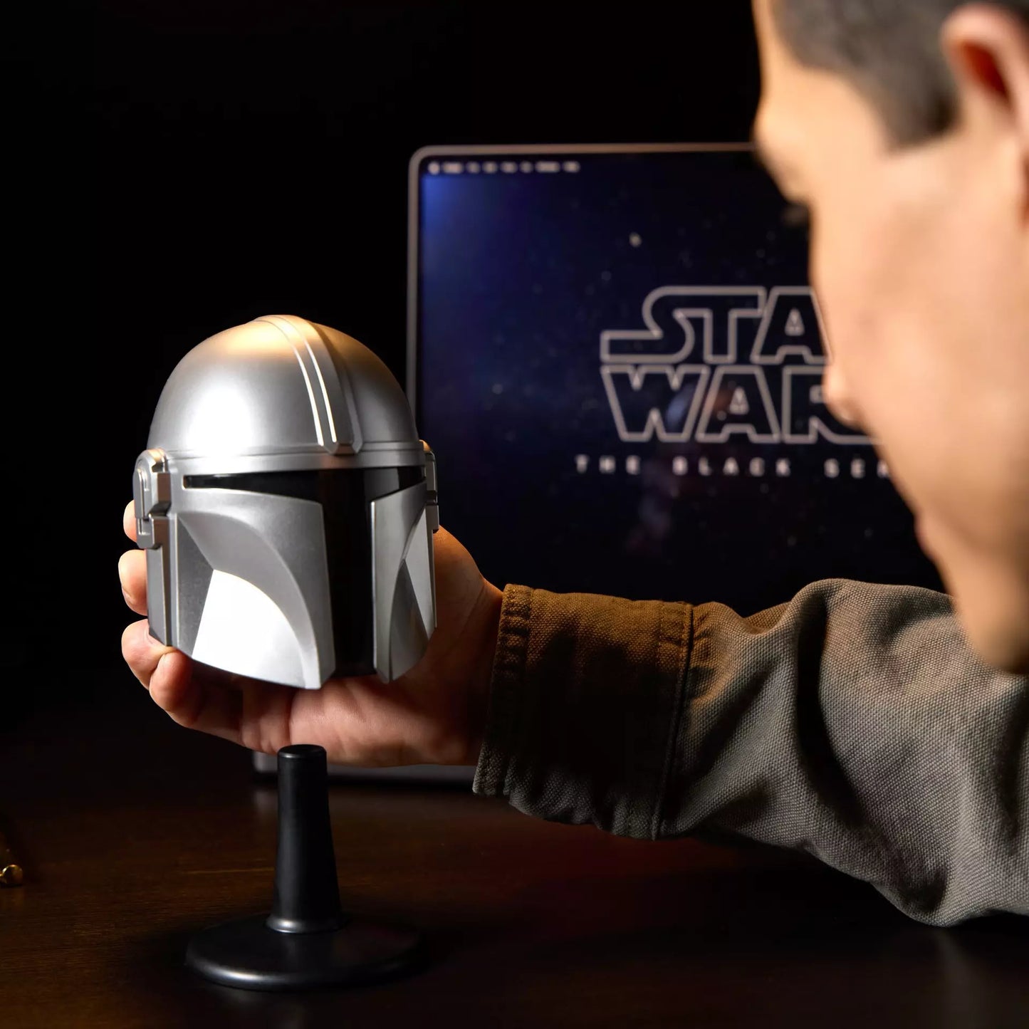 Star Wars Black Series - The Mandalorian Mini Helmet