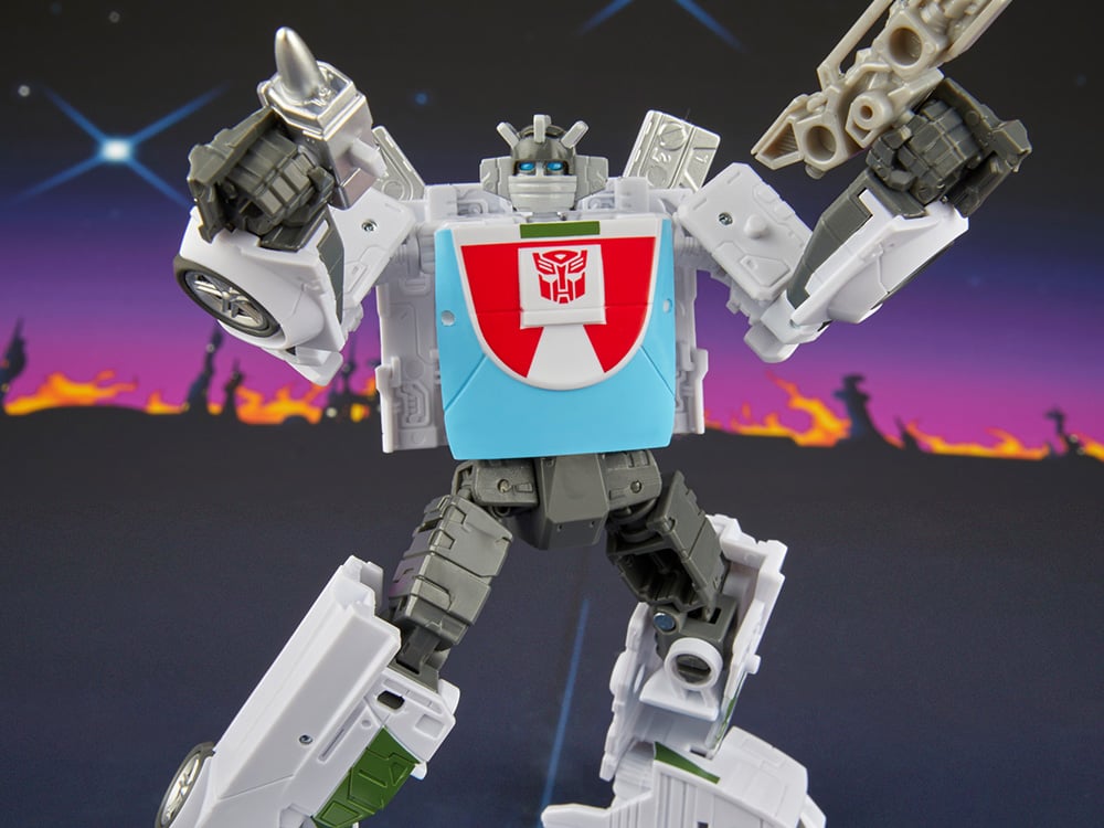 Transformers Studio Series Deluxe Class Wheeljack | The Transformers: The Movie