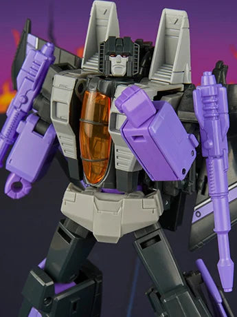 Transformers Studio Series Voyager Class The Transformers: The Movie Skywarp